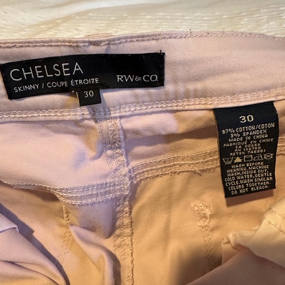 RW&Co Chelsea Blush Coloured Skinny Pants - 30 Waist - Picture 2 of 2